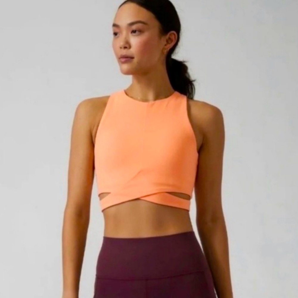 ATHLETA Conscious Cut Out Crop Tank Top Sports Bra D-DD Cups Size: XL EUC
